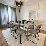 Appartement Rapp Quai De Seine